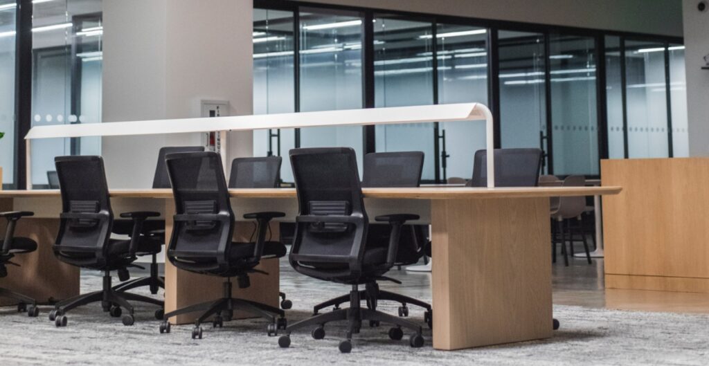 office-save-energy-electricity
